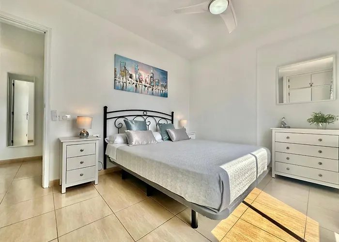 דירה Sunbeach ארונה